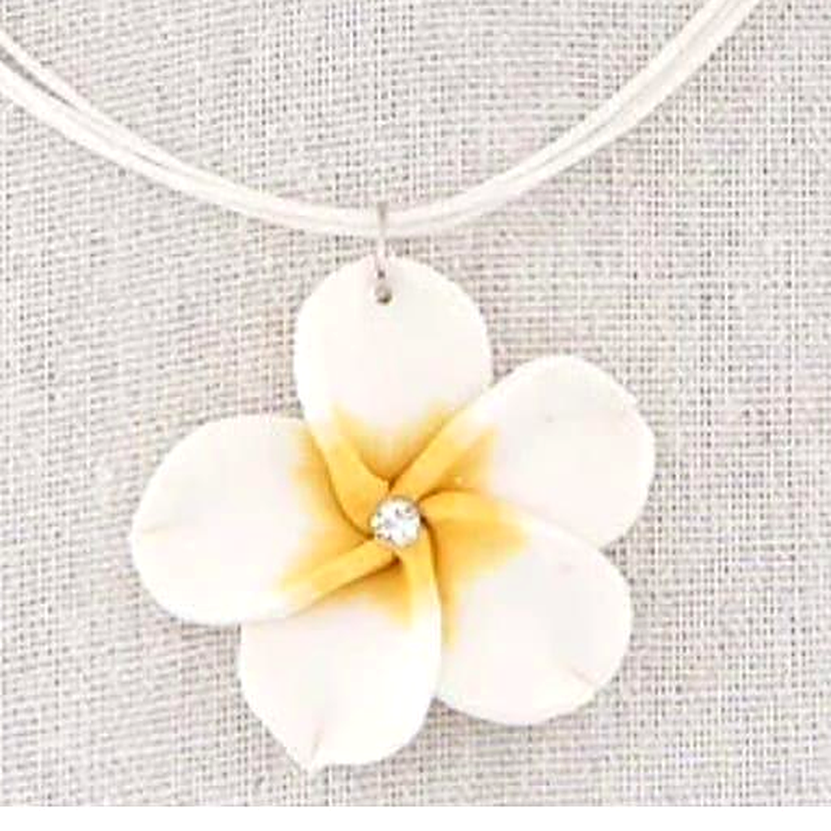 Set Floraura — Collar y Aretes Flor de Plumeria 🌺 Hecho a Mano